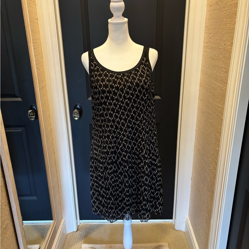Club Monaco Black and White Sleeveless Mini Dress